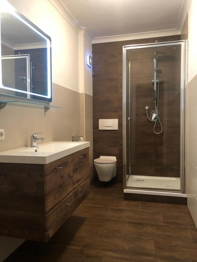 לונגוץ Ferienwohnung Top 3 מראה חיצוני תמונה