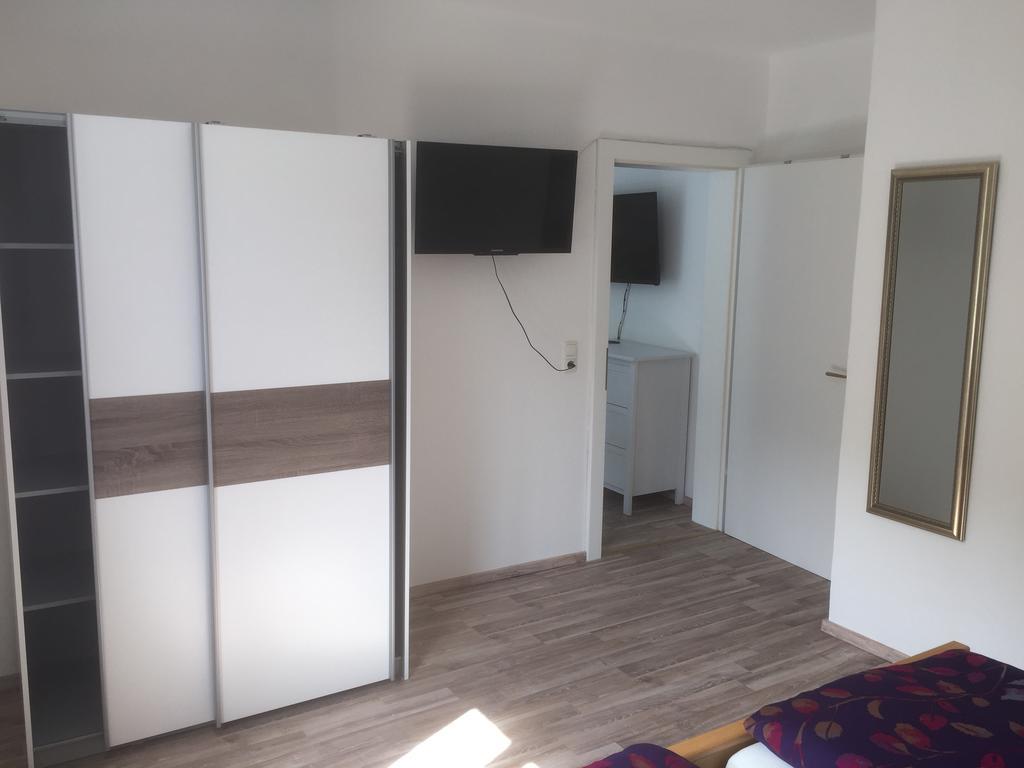 לונגוץ Ferienwohnung Top 3 מראה חיצוני תמונה